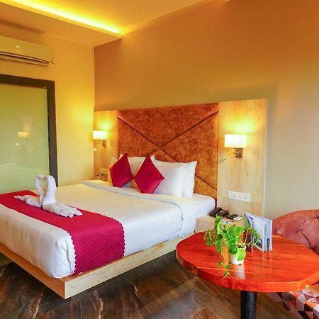 Aachman River And Valley View Resort Dharamshala - A Riverside Resort With Balcony View Esterno foto