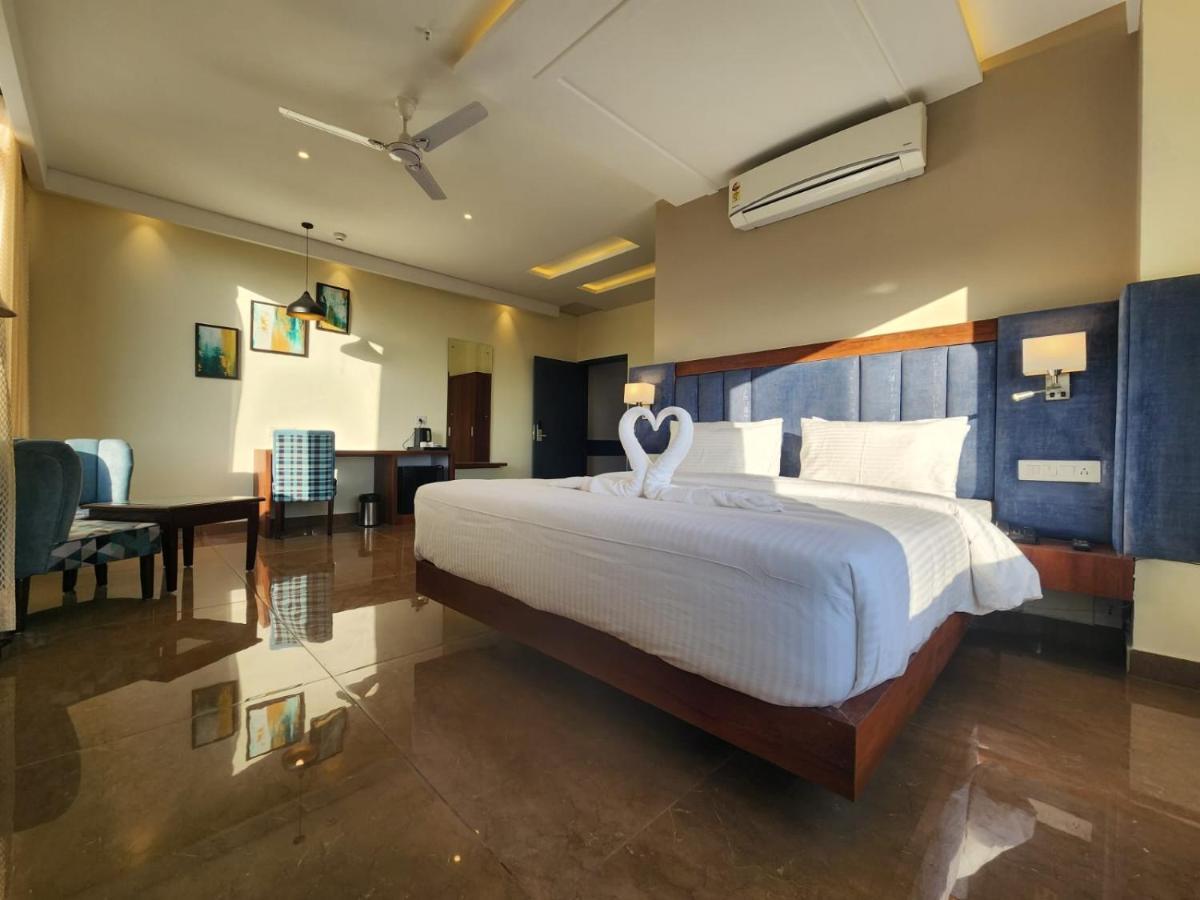 Aachman River And Valley View Resort Dharamshala - A Riverside Resort With Balcony View Esterno foto